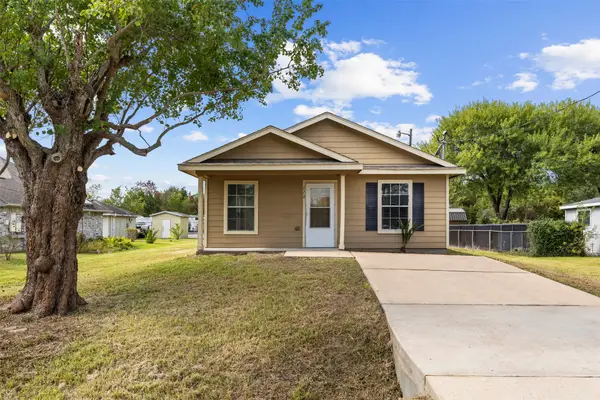 118 Brown Street, La Marque, TX 77568