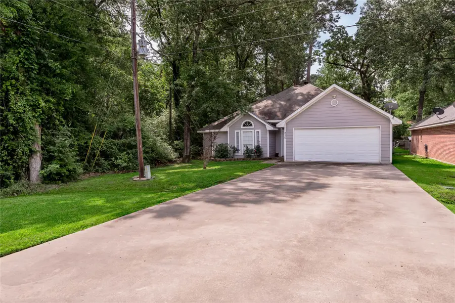 215 Bridgeview Drive, Onalaska, TX 77360 - #2