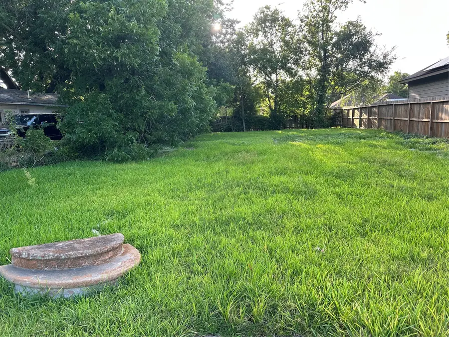 7822 Mclean Street, Houston, TX 77051 - #2