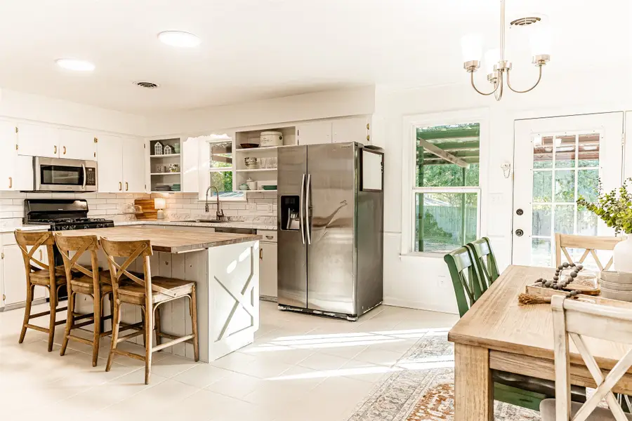 1603 S Jackson Street, Brenham, TX 77833 - Image #2