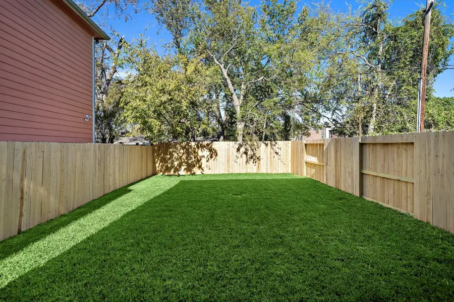 815 W 18th Street, Houston, TX 77008 - Image #3