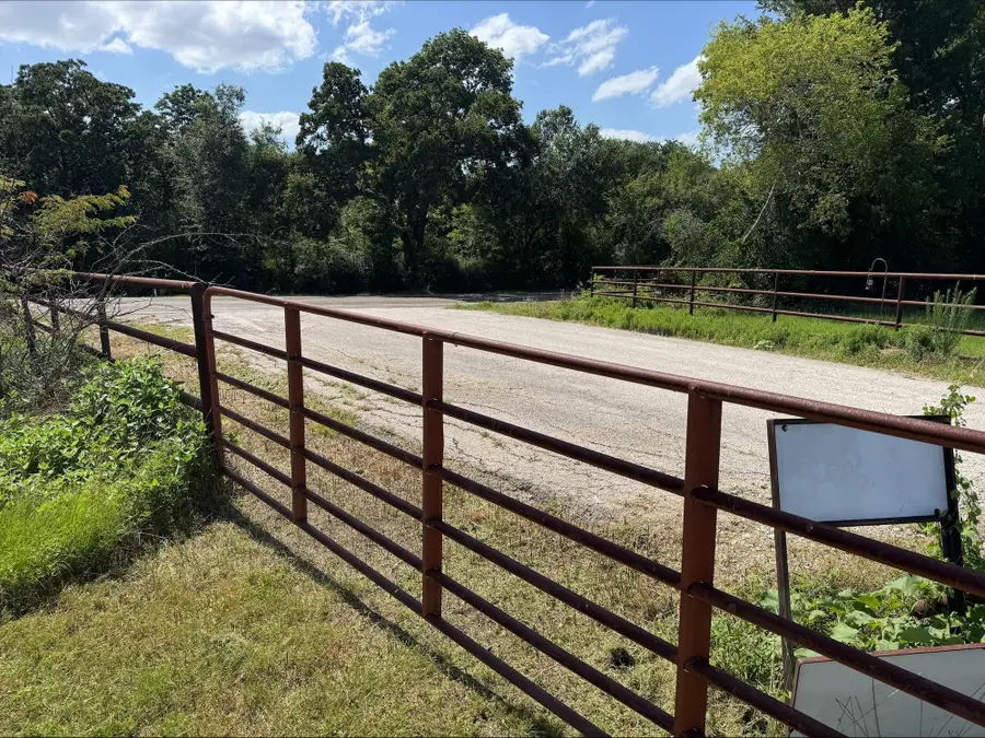 Tract 1 Fm 3060, Midway, TX 75852 - #2