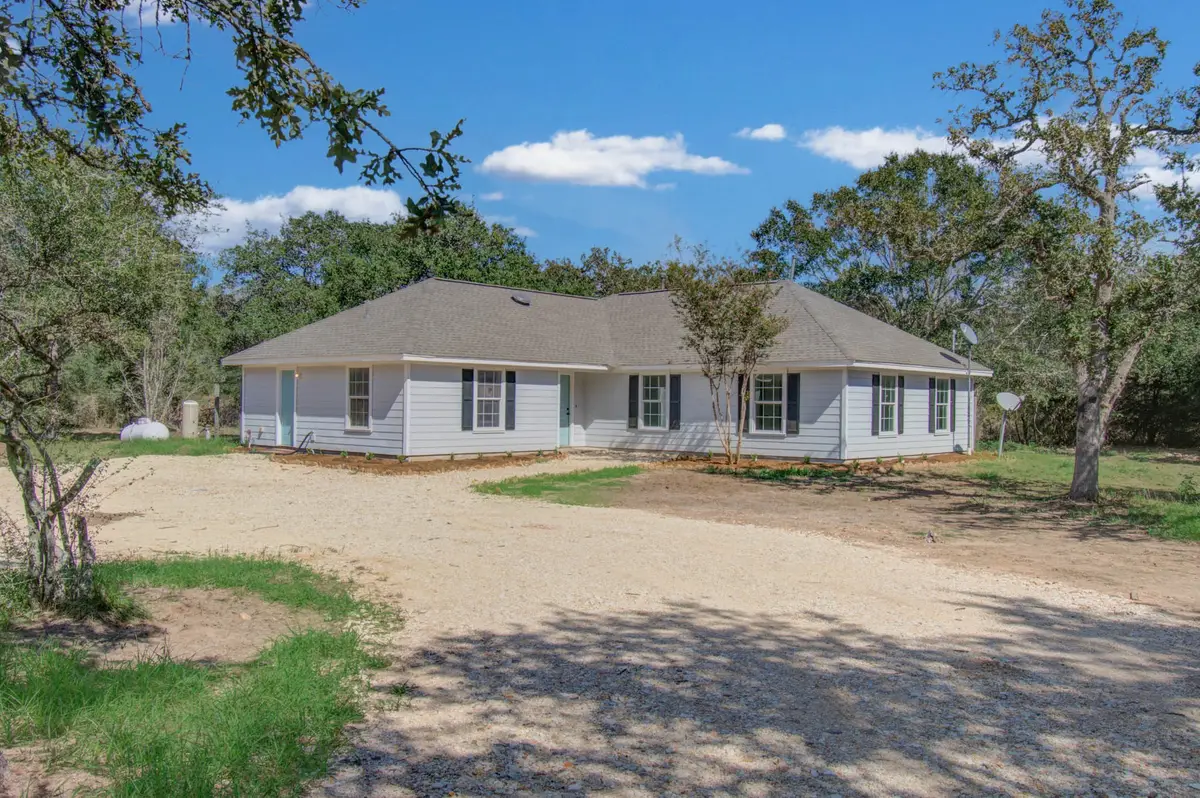 1060 Brandt Lane, Columbus, TX 78934 - #1