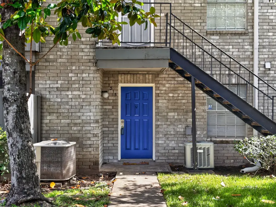 9700 Leawood #1315, Houston, TX 77099 - #2