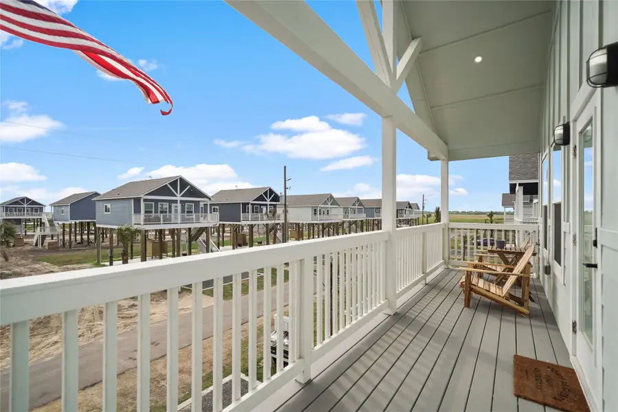 1070 Cedar Lane, Gilchrist, TX 77617 - #3