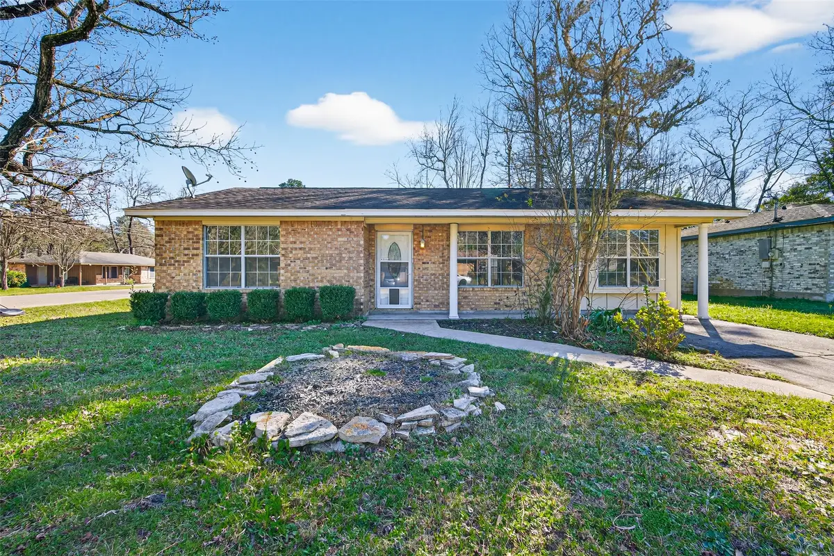 210 N Shirley Lane, Willis, TX 77378 - #1