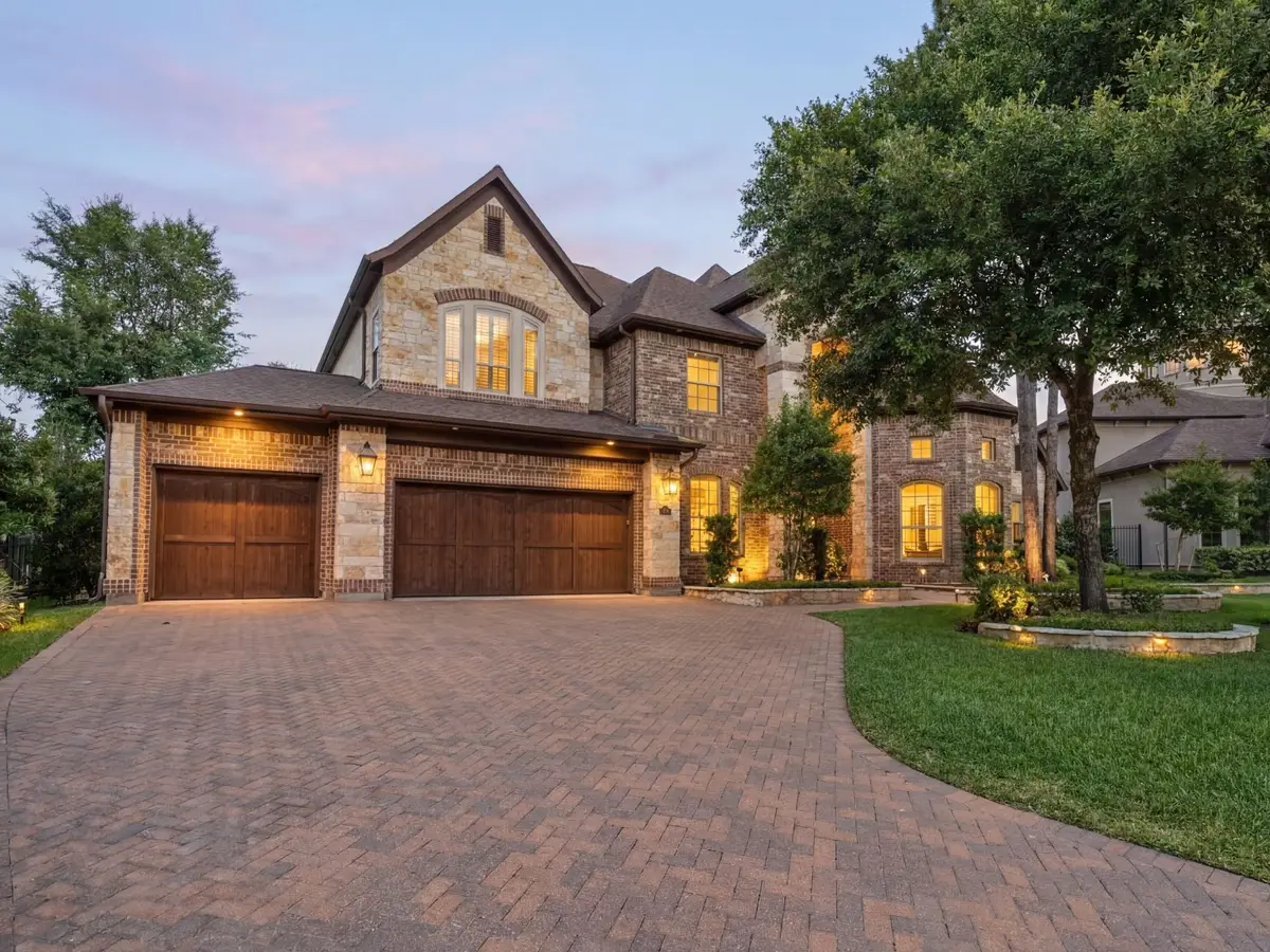 22 E Double Green Circle, The Woodlands, TX 77382 - #1