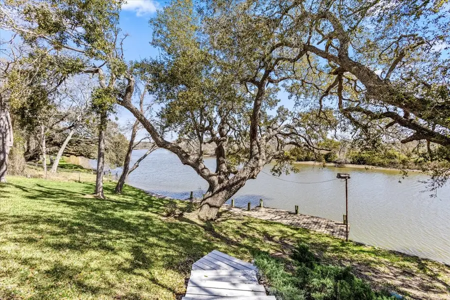 483 Riverside Drive, Palacios, TX 77465 - #2