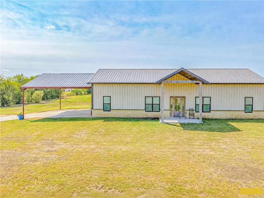 487 County Road 301, Shiner, TX 77984 - #2