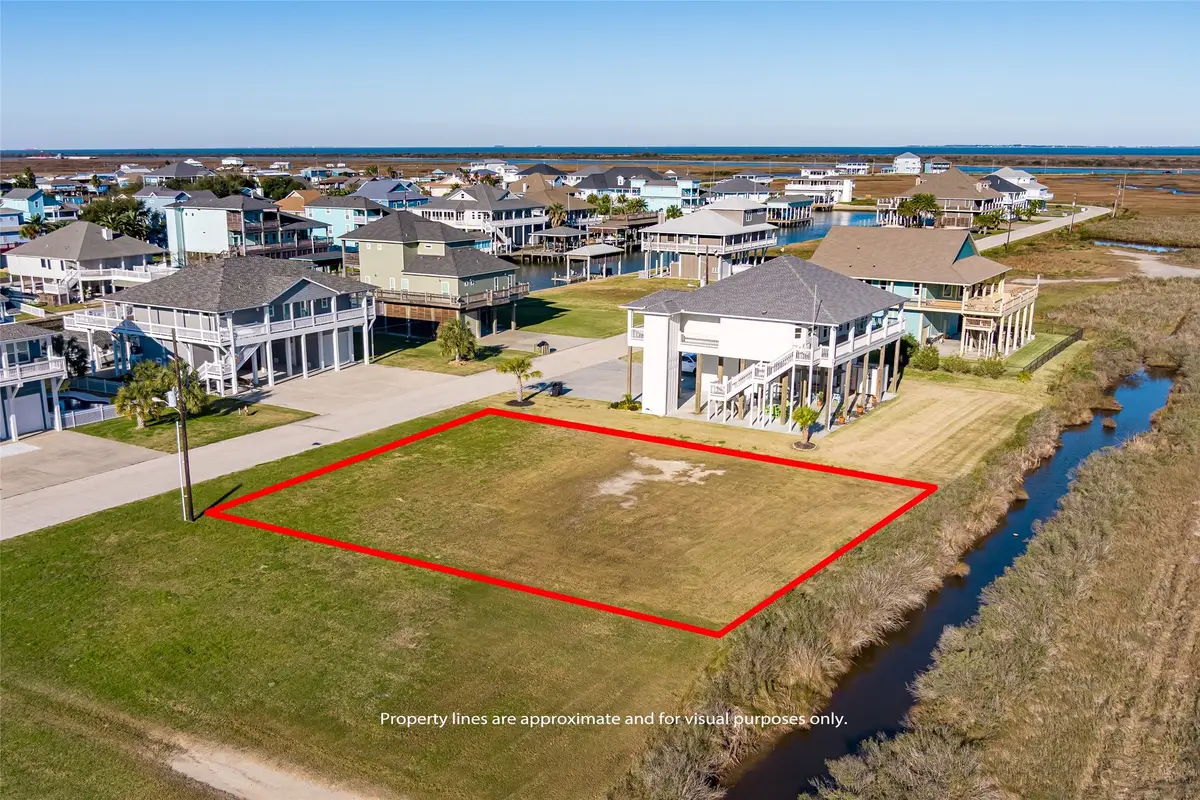 1170 Lagoon Drive, Crystal Beach, TX 77650 - #1