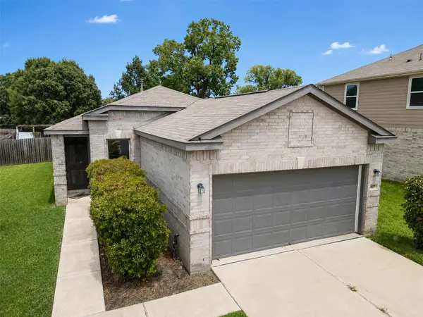 6011 Whitewing Road, Rosenberg, TX 77469