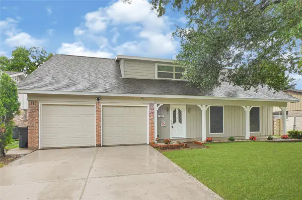 2107 N Rayburn Court, Pasadena, TX 77502
