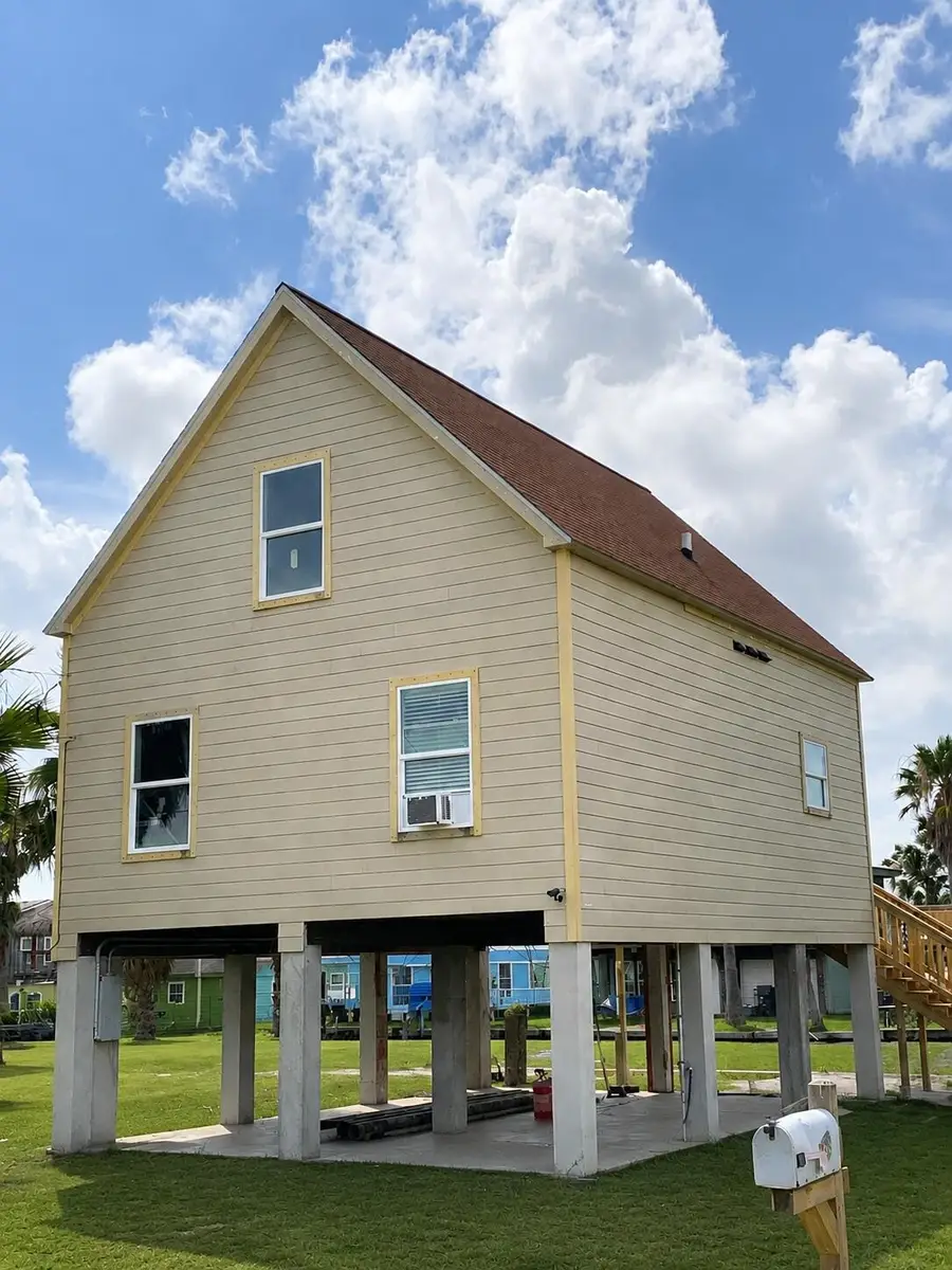 88 Bayou Vista Drive, Hitchcock, TX 77563 - #2