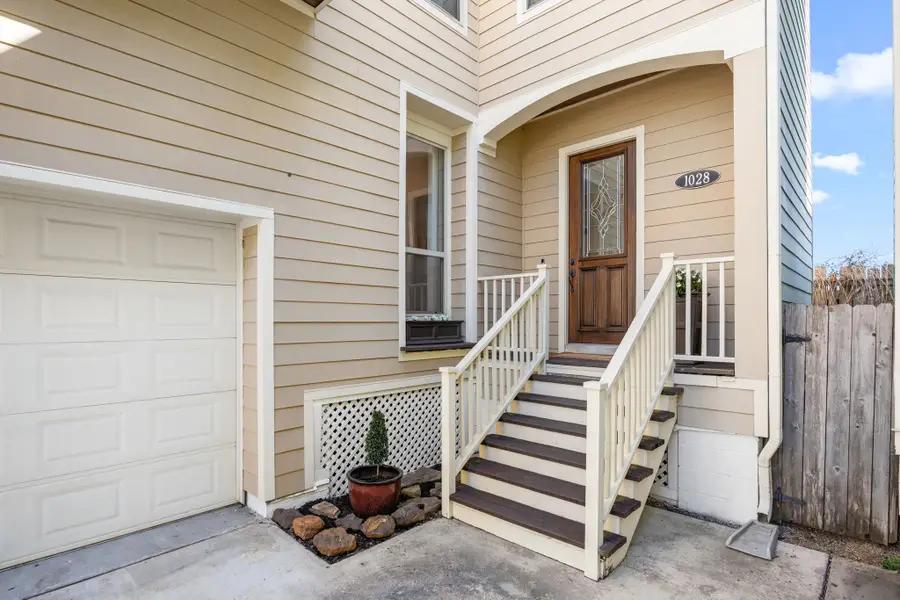 1028 W 16th Street, Houston, TX 77008 - #2