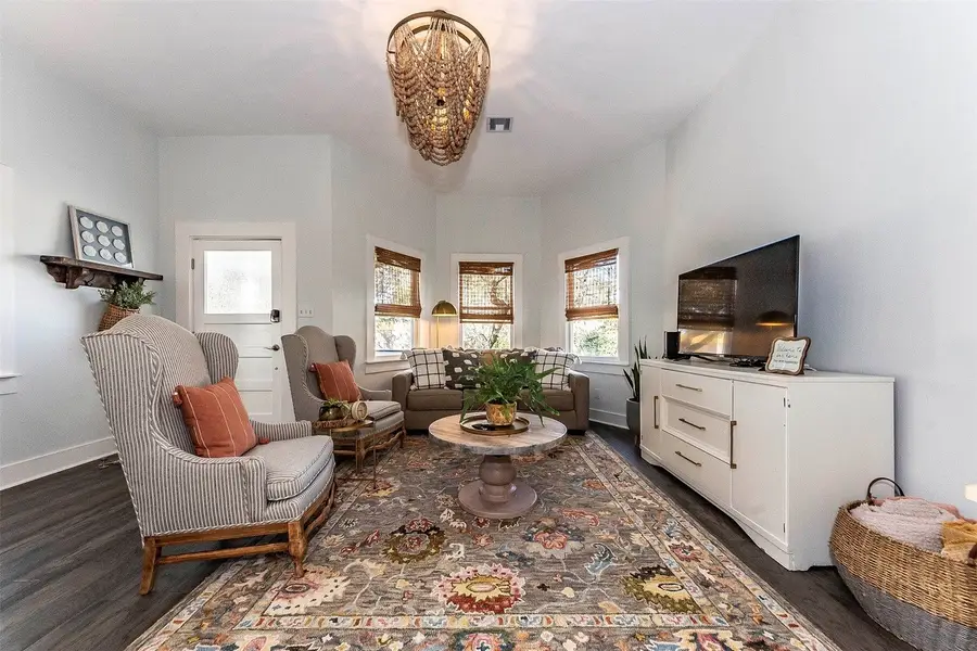 2021 Avenue O 1/2, Galveston, TX 77550 - Image #2