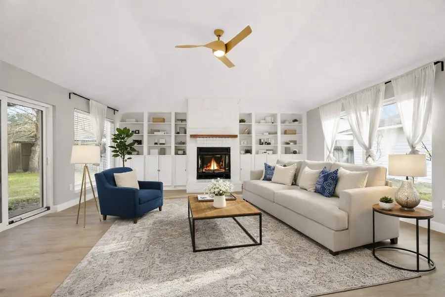 602 W Castle Harbour Drive, Friendswood, TX 77546 - #3