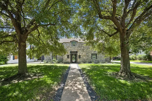 3071 Locke Lane, Houston, TX 77019