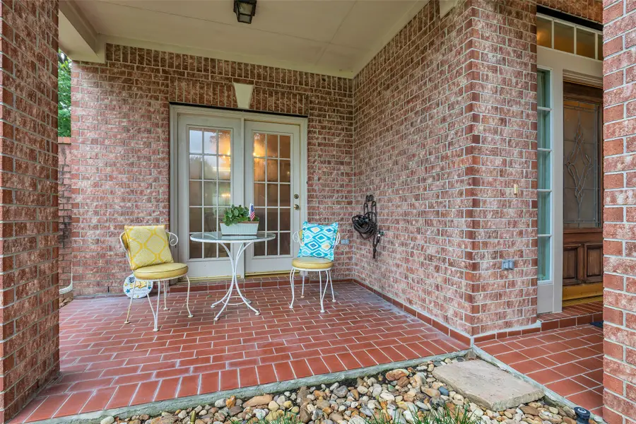 65 W Sienna Place, The Woodlands, TX 77382 - #3