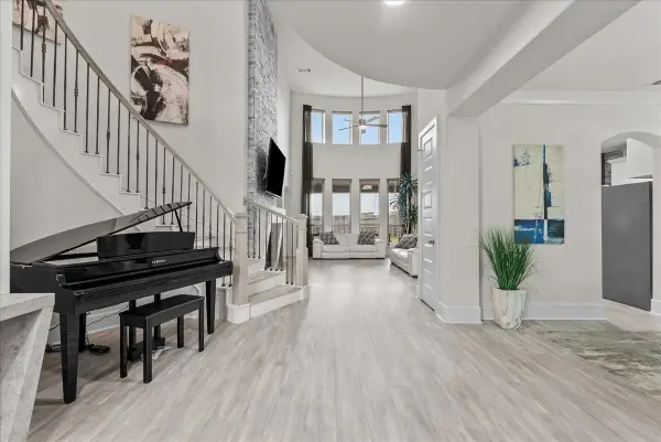 648 Garcitas Court, Webster, TX 77598