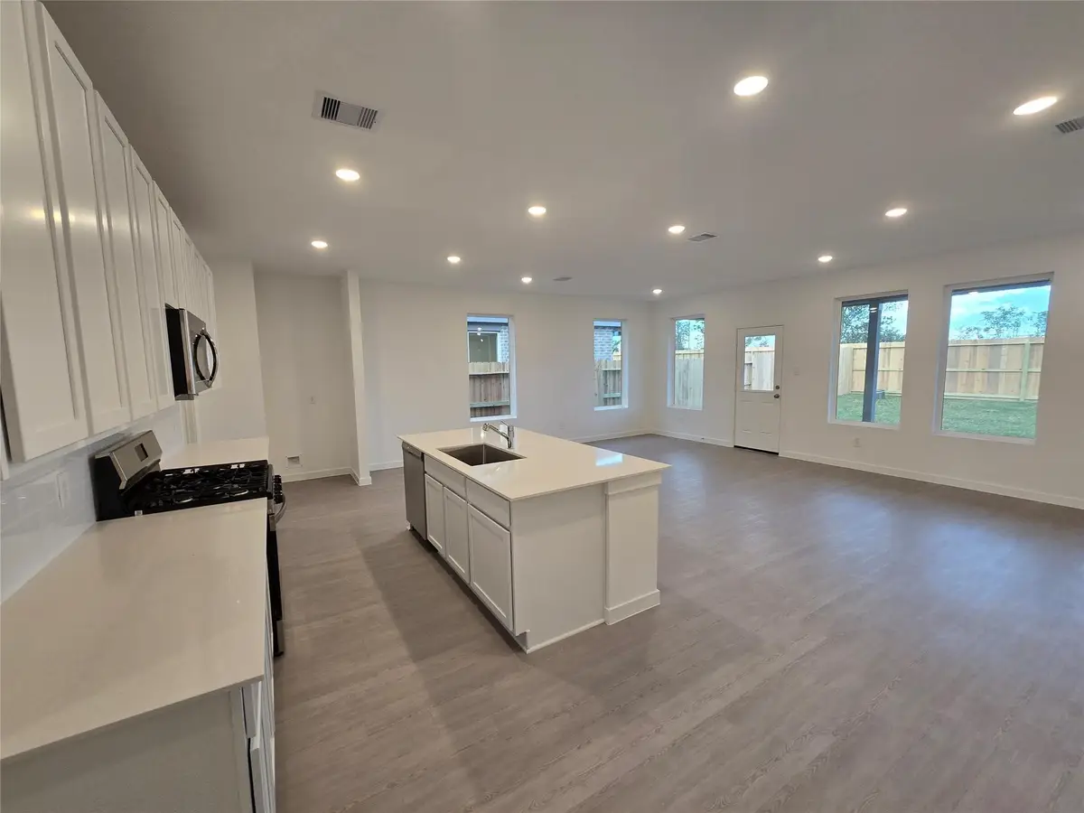 2506 Ruby Cooper Drive, Rosharon, TX 77583 - Image #1