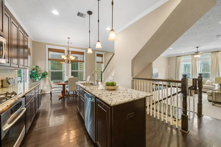 1217 Hobbs Reach Lane, Houston, TX 77008 - #3