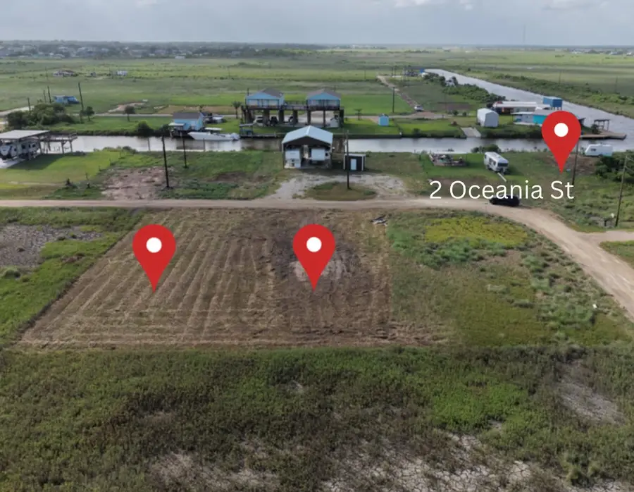 2 Oceania St, Sargent, TX 77414 - #2