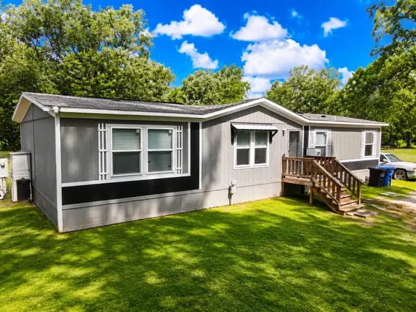 611 County Road 2343, Dayton, TX 77535