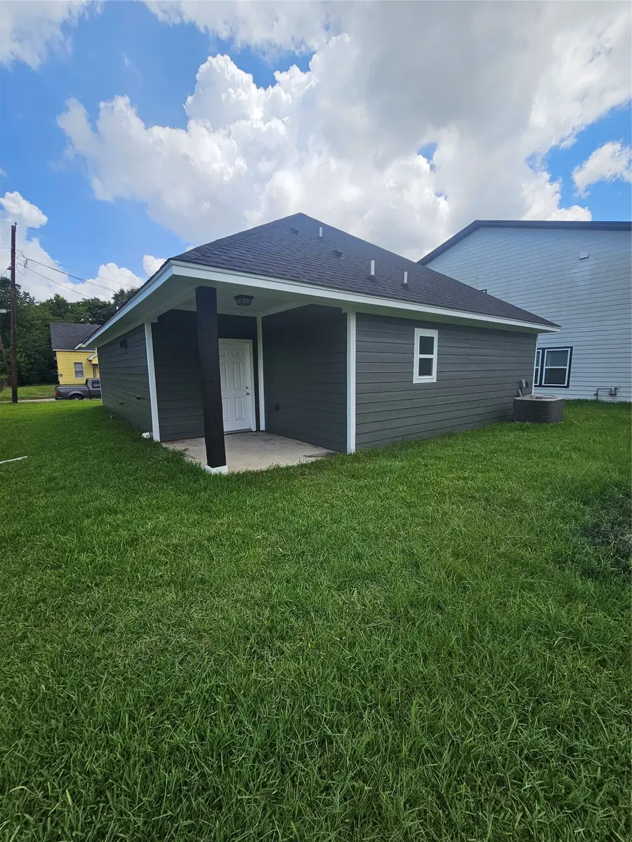 430 Shamrock Street, Beaumont, TX 77701 - #2