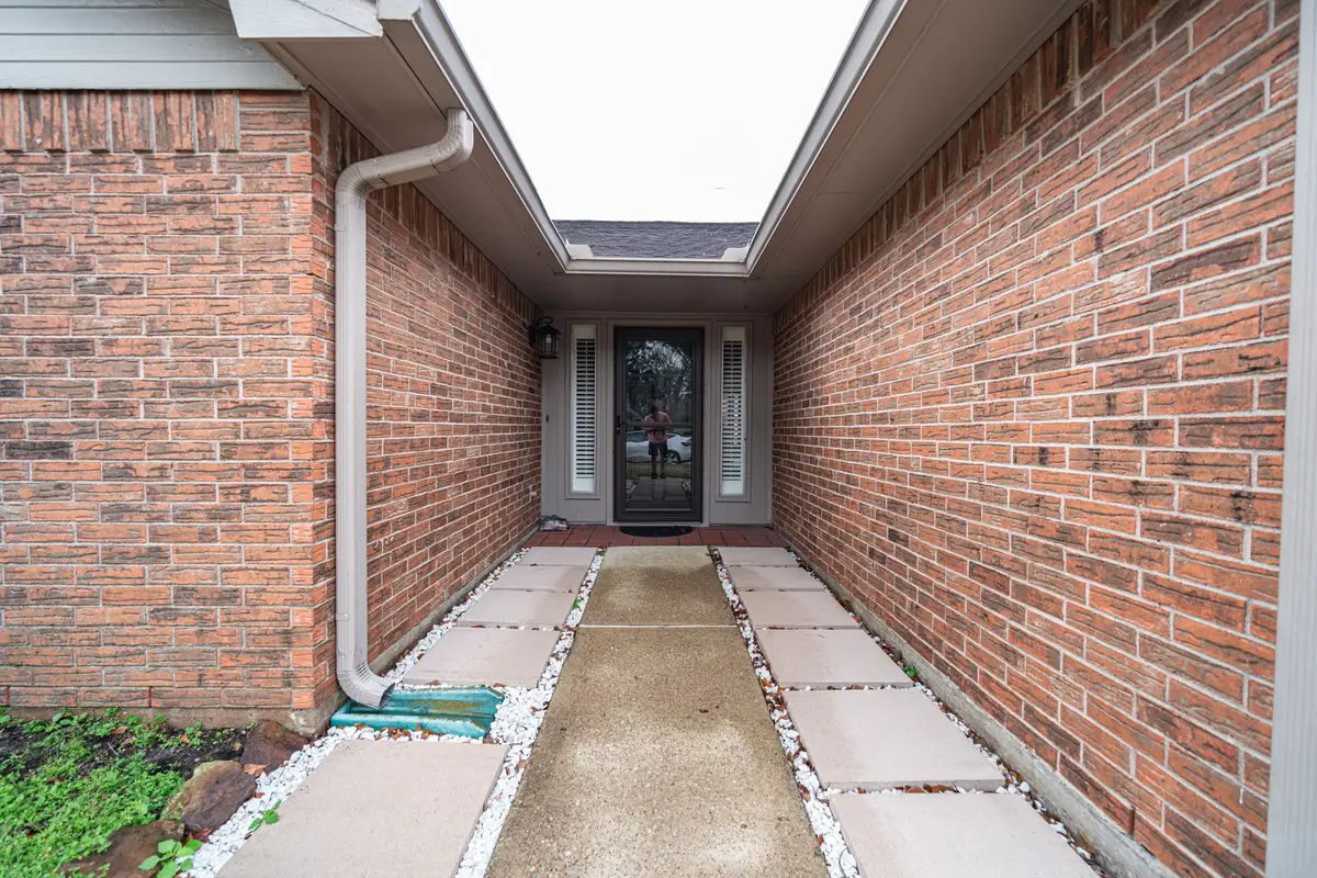 3026 S Peach Hollow Circle, Pearland, TX 77584 - #1