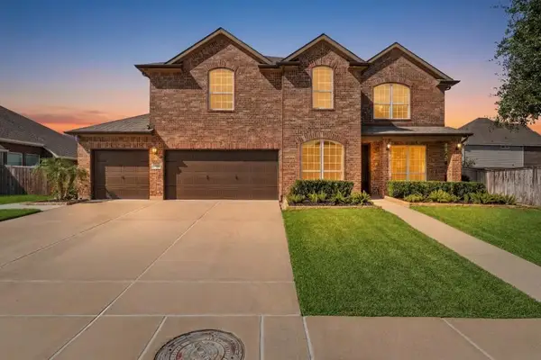 2025 Coventry Bay Drive, Pearland, TX 77089