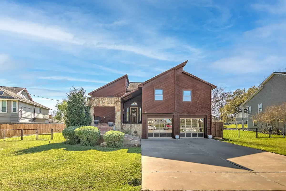 3137 County Road 415b, Brazoria, TX 77422 - #1