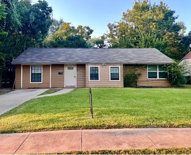 6043 Lyndhurst Drive, Houston, TX 77033 - #1