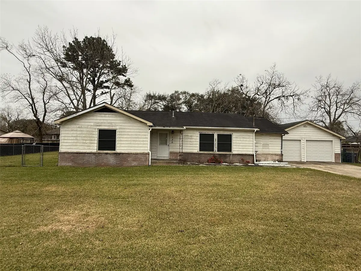 130 E Phillips Road, Angleton, TX 77515 - Image #1