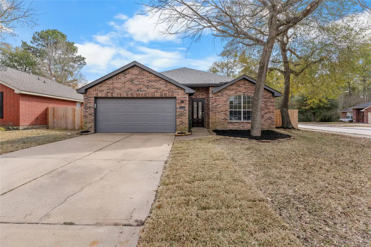 18939 Cluster Oaks Drive, Magnolia, TX 77355 - Image #1