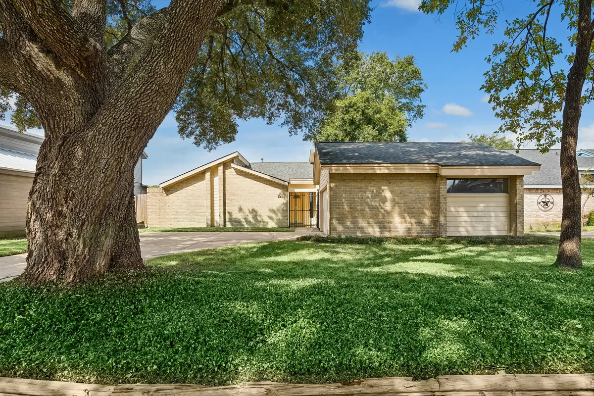 7619 Athlone Drive, Houston, TX 77088 - #1