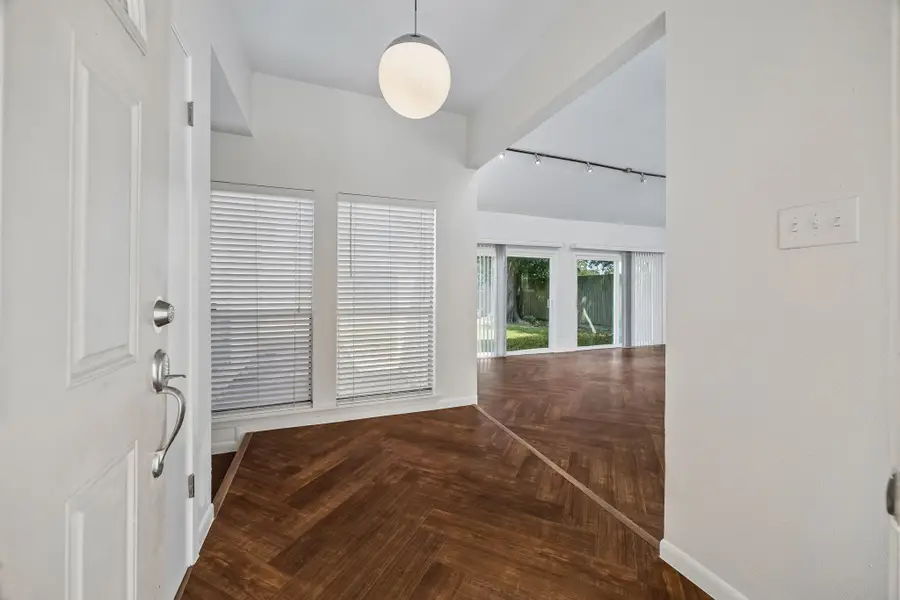 7619 Athlone Drive, Houston, TX 77088 - #3