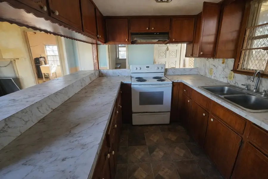 2614 Bayou Drive, Angleton, TX 77515 - #3