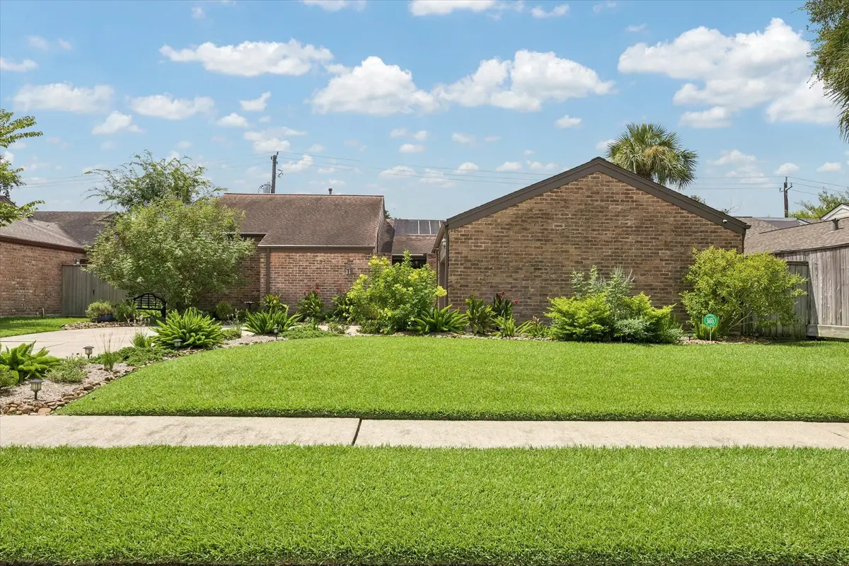 11315 Piping Rock Drive, Houston, TX 77077 - #1
