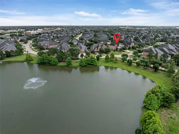 27707 Lakeway Trail Lane, Fulshear, TX 77441