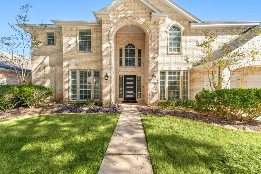 14910 Lake Woodbridge Court, Sugar Land, TX 77498 - Image #2