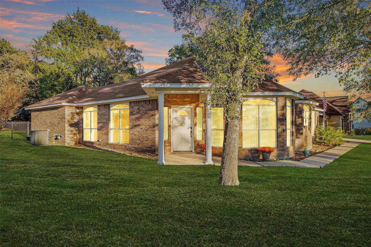 12385 Aries Loop S, Willis, TX 77318 - Image #1
