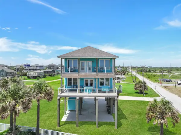4003 11 Mile Road, Galveston, TX 77554