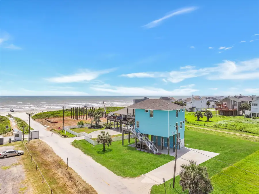 4003 11 Mile Road, Galveston, TX 77554 - #2