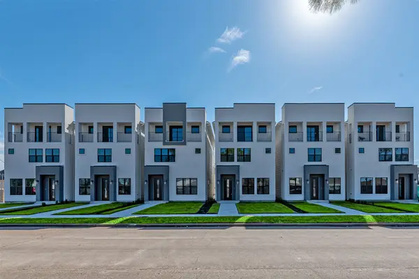 15000 S Richmond Avenue #5, Houston, TX 77082
