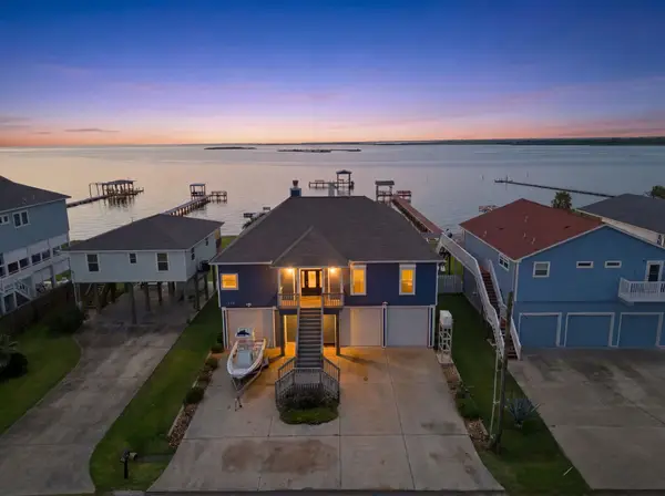 1623 Dick Bay Drive, San Leon, TX 77539