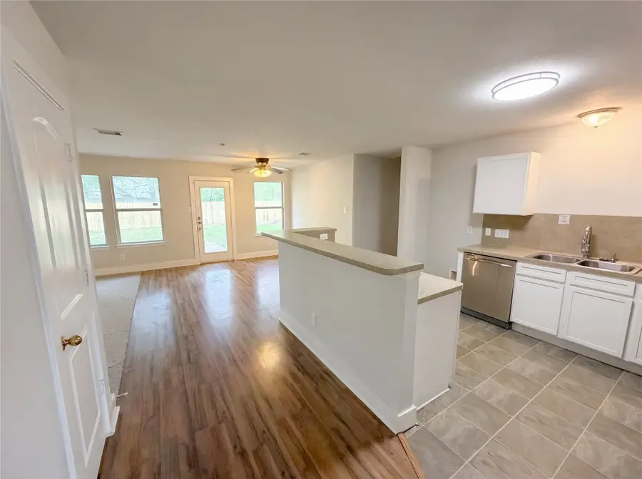 414 Binnacle Way, Crosby, TX 77532 - #2