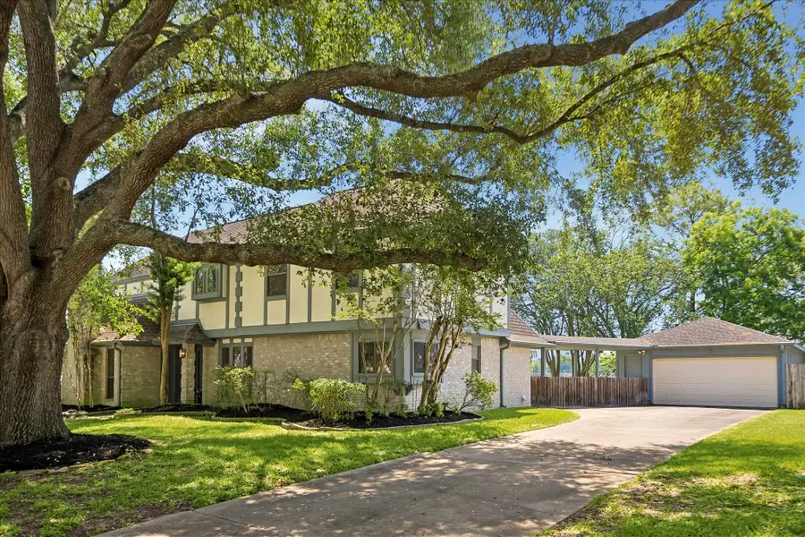 3819 Pleasant Valley Drive, Missouri City, TX 77459 - #3
