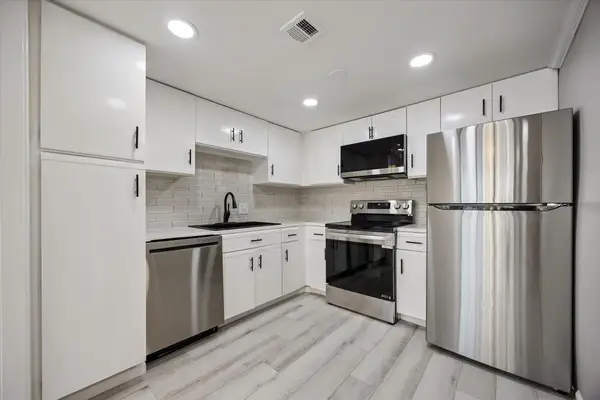 2016 Main Street #903, Houston, TX 77002