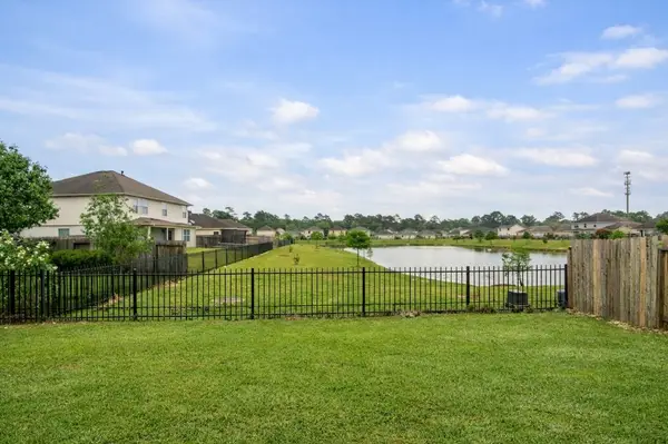 21530 Falvel Lake Drive Drive, Spring, TX 77388