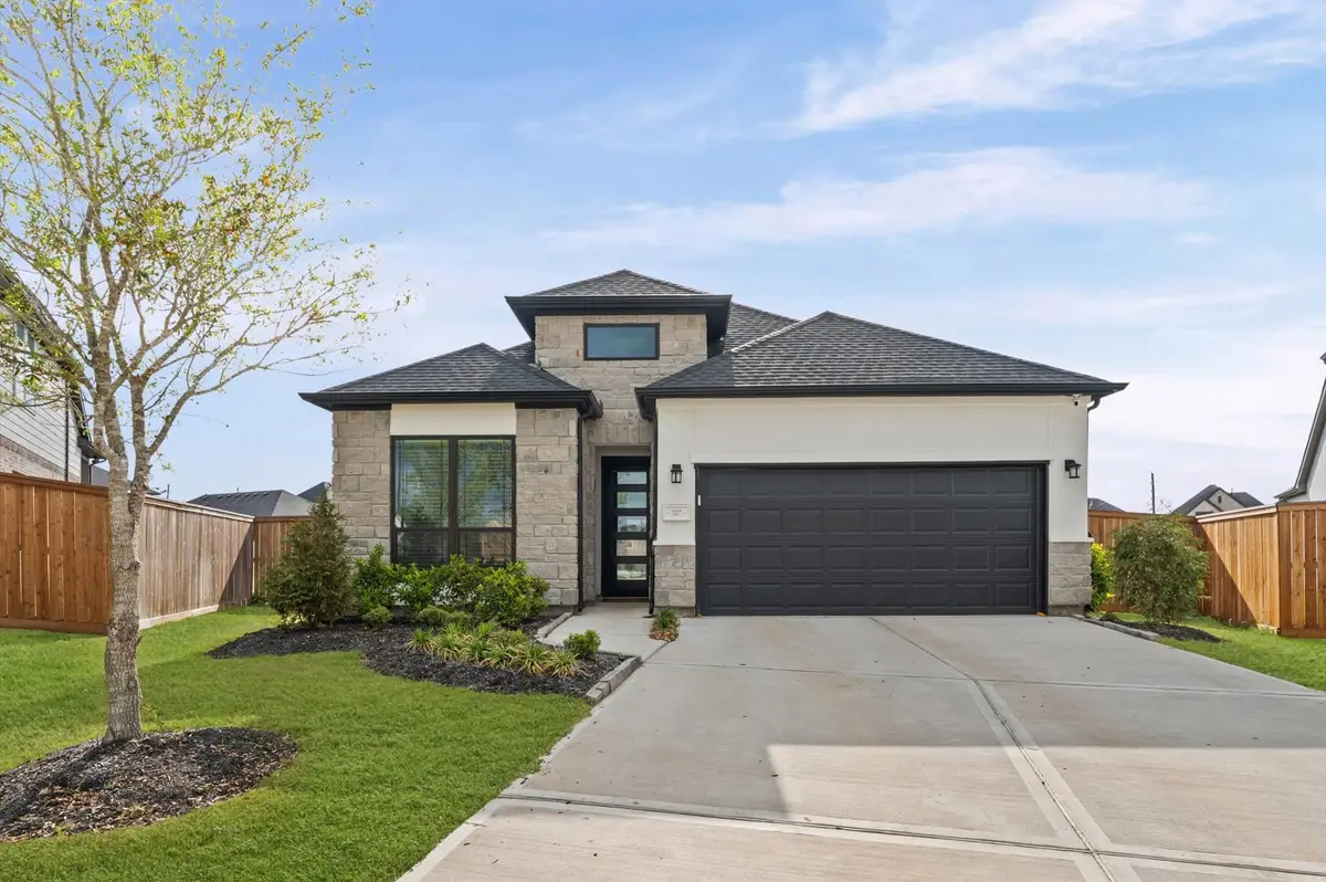 7327 Trail Ridge Drive, Fulshear, TX 77441 - #1